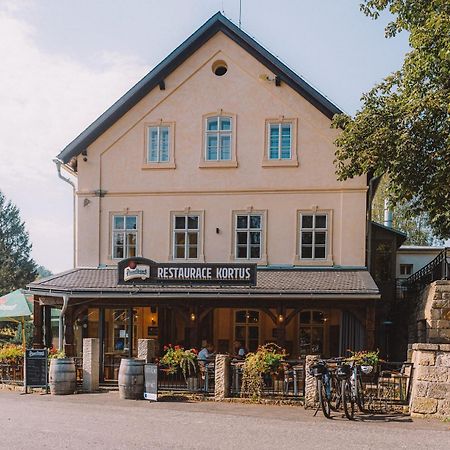 Hotel Kortus Jetrichovice  Luaran gambar