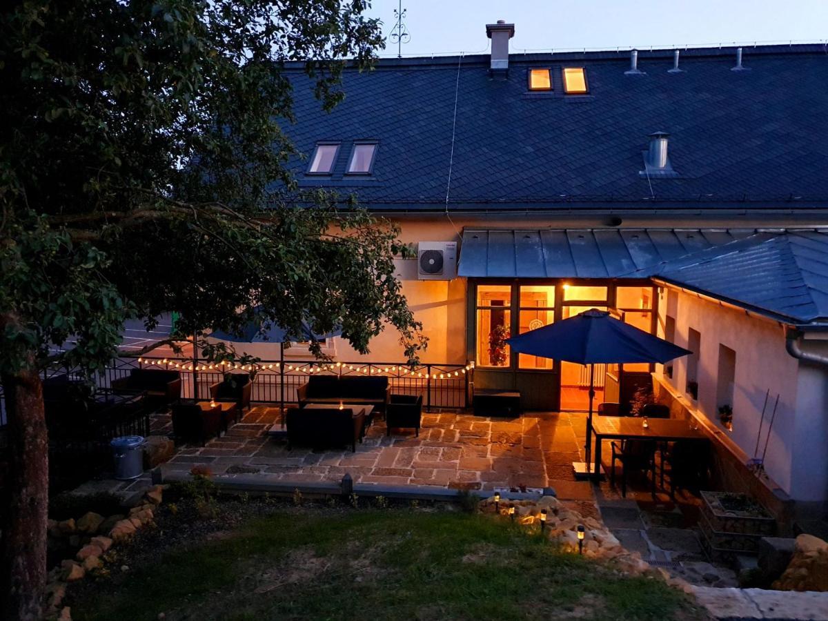 Hotel Kortus Jetrichovice  Luaran gambar
