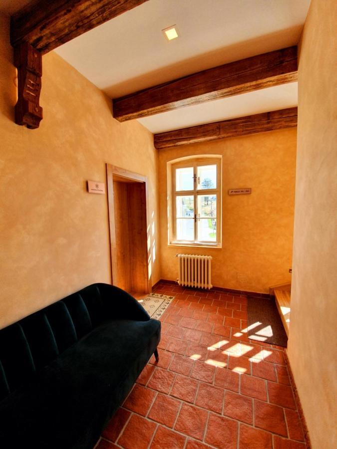 Hotel Kortus Jetrichovice  Luaran gambar