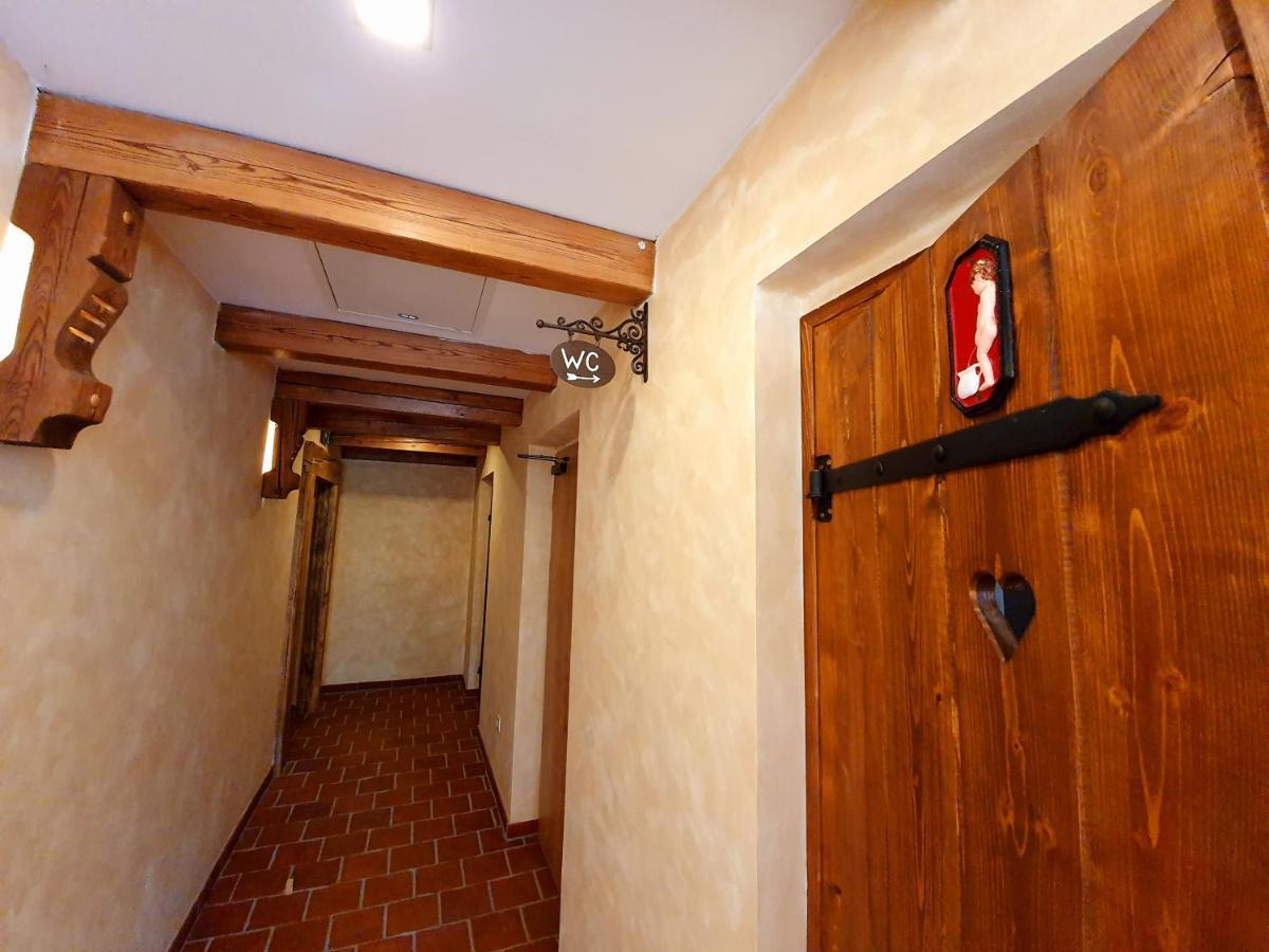 Hotel Kortus Jetrichovice  Luaran gambar
